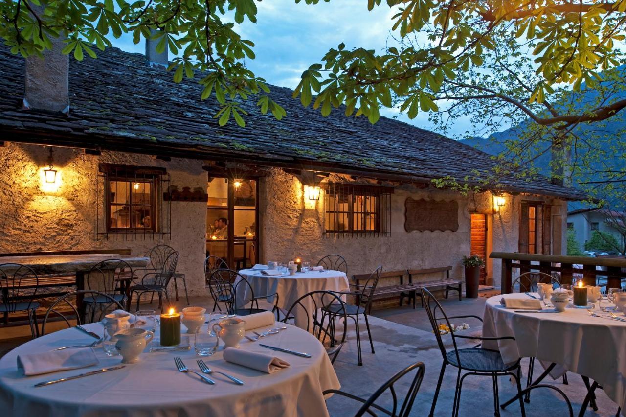 Foresteria Crotasc Mese Exterior foto